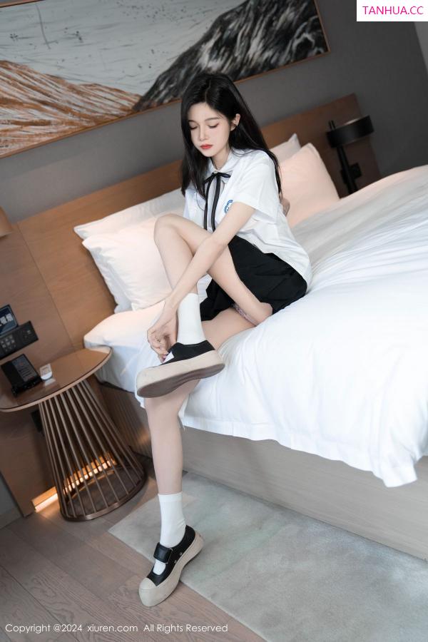 程程程  [XiuRen]高清写真图 2024.06.07 No.8671 程程程- 美腿性感第2张图片